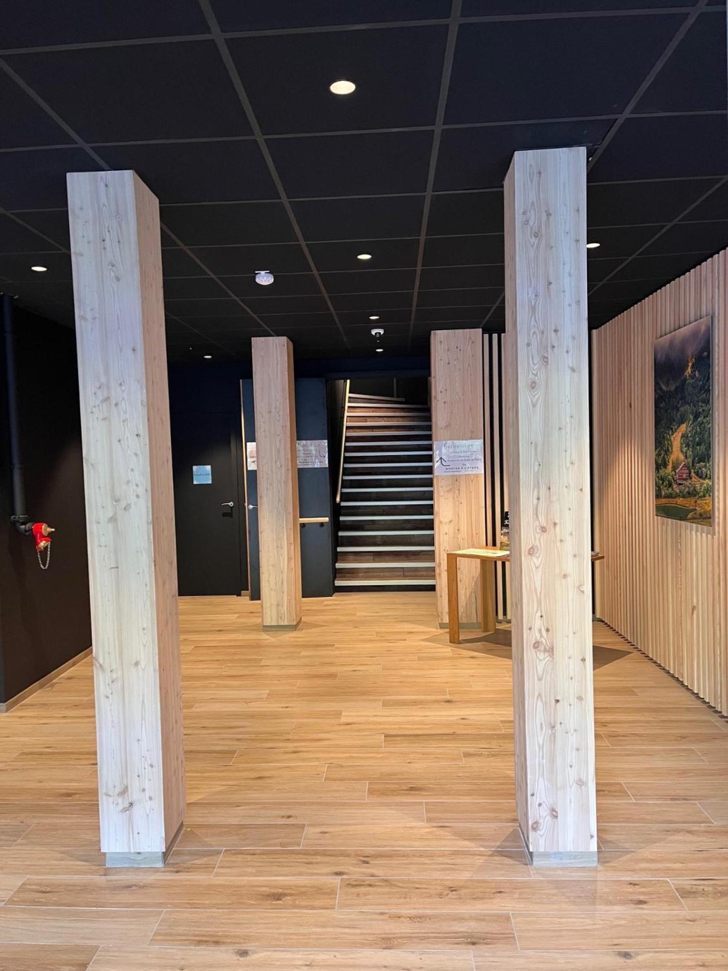 Hotel Du Puy Ferrand , Restaurant La Table De L'Ours Le Mont-Dore Bagian luar foto